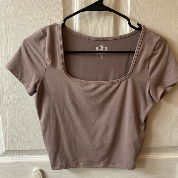 Hollister Comfy Short Sleeve - Picture 1 of 5